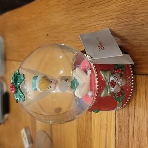 Tinkerbell snowglobe